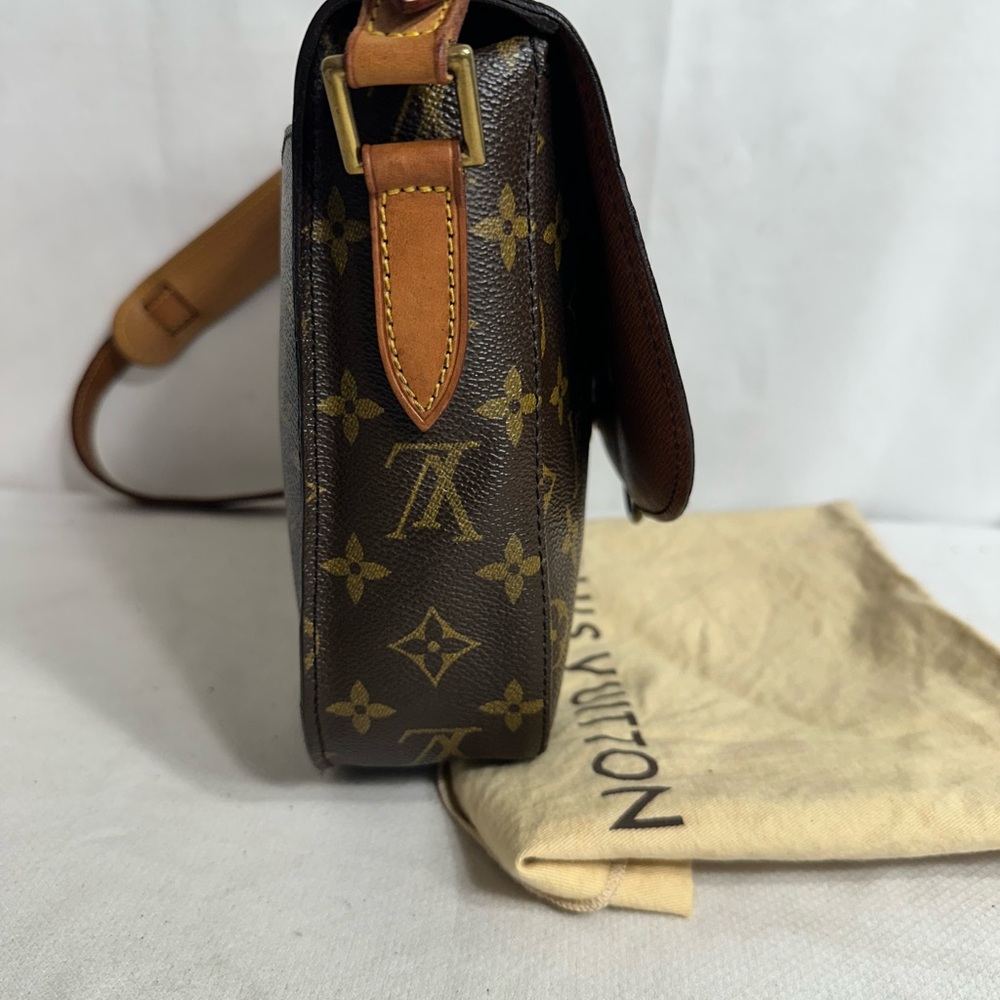 Louis Vuitton Crossbody Bag - Picture 3 of 11